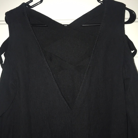 Black Tunic - Picture 4 of 5